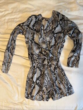 Snake-Print Long Sleeve Wrap Romper in Black & Silver-Gray